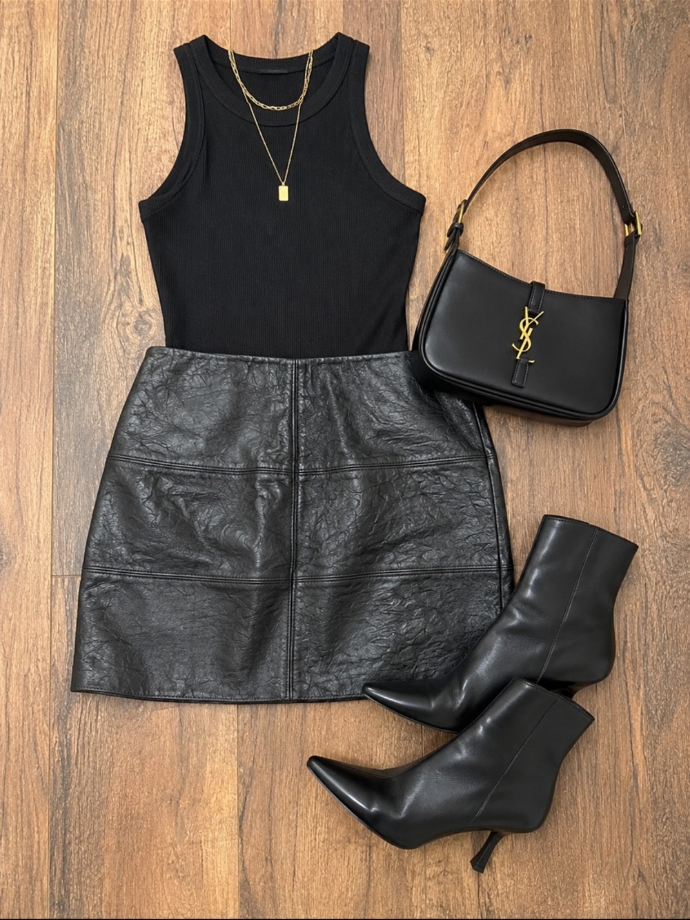 Bailey 44 black genuine leather mini skirt – sleek, edgy staple